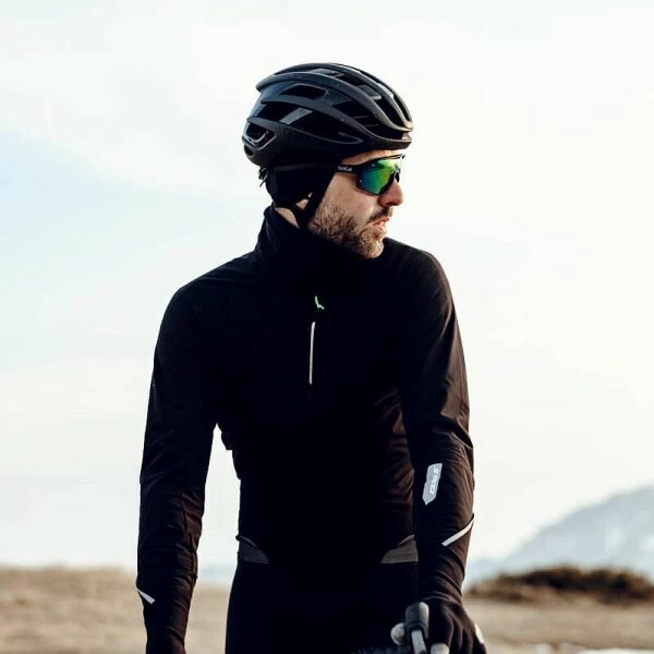 Q36.5 Bat Jacket Black Winter Jacke 6 Q36.5 Bat Jacket Black Winter Jacke – Bild 4