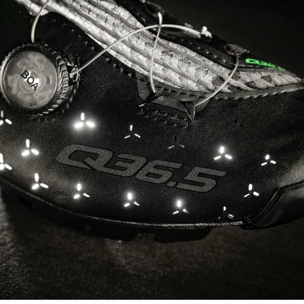 Q36.5 Unique Schuh Black 4 Q36.5 Unique Schuh Black – Bild 2