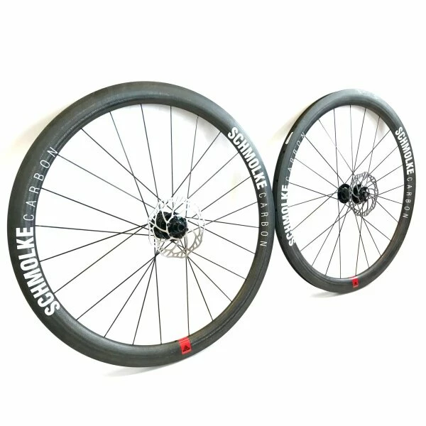 Schmolke Laufradsatz SL 45 Disc Clincher Black Edition TUNE 3 Schmolke Laufradsatz SL 45 Disc Clincher Black Edition TUNE